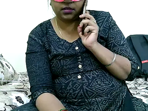 ammu1990 online show from February 12, 8:05 am