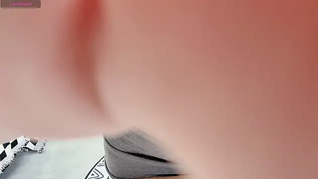 uikyy1 online show from December 22, 3:15 pm