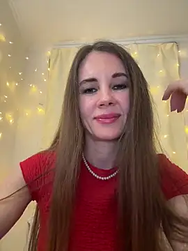LucieMack online show from April 28, 5:17 pm