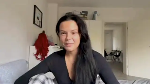 MaydaCornwall online show from October 29, 10:08 am