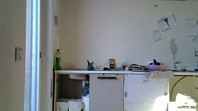 ITALIANASISIXX online show from March 23, 6:52 am