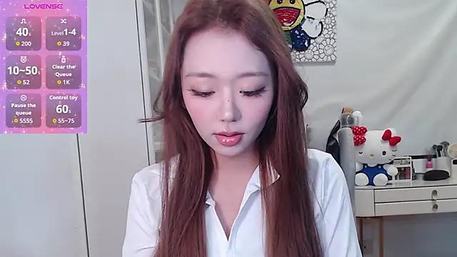 jiajia L online show from June 13, 9:18 am