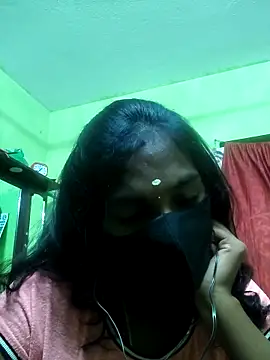 Snapshot of Honey_rosetamil chatting on October 6, 8:02 pm Honey rosetamil online show from October 6, 8:02 pm