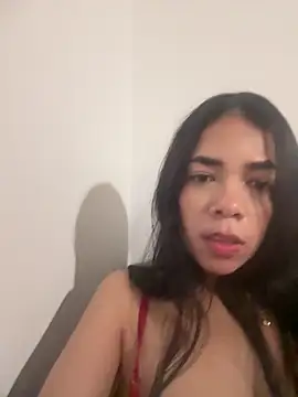 marti hot online show from May 28, 5:33 pm