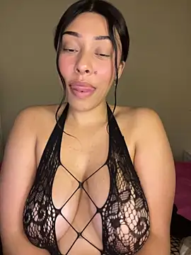 XxNicole online show from September 20, 10:30 pm