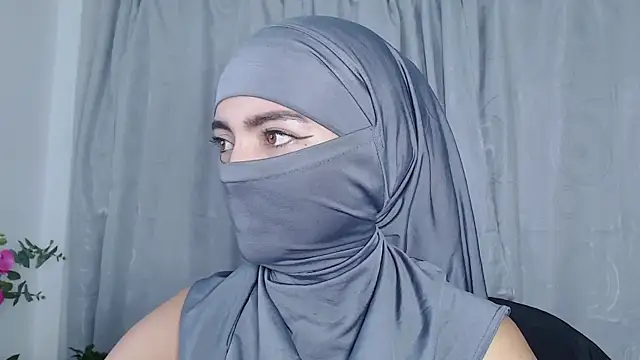 jade nassar online show from May 27, 2:41 am