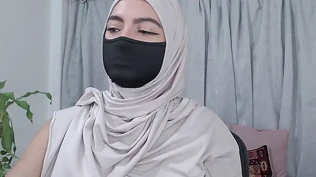 jade nassar online show from March 22, 9:43 pm