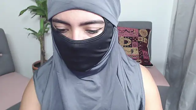 jade nassar online show from October 9, 11:42 pm