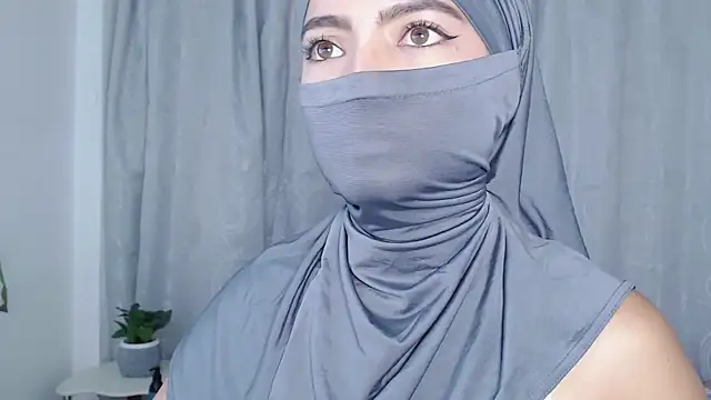 jade nassar online show from May 9, 1:24 pm