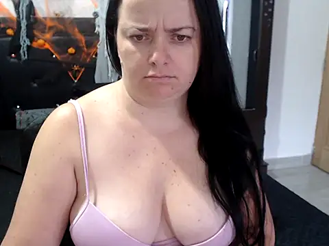 BrianaBarbes online show from October 2, 12:10 pm