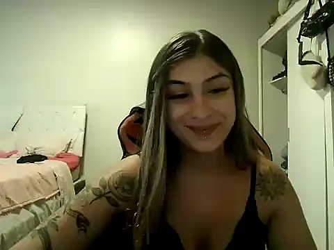 Becca B online show from February 10, 9:51 pm