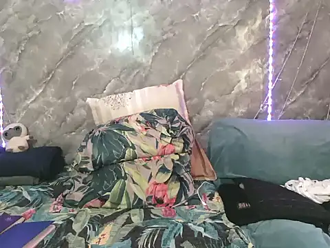 ZARIA-VIXEN online show from October 16, 11:46 am