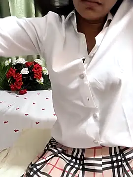 Shalu G online show from May 3, 2:59 am