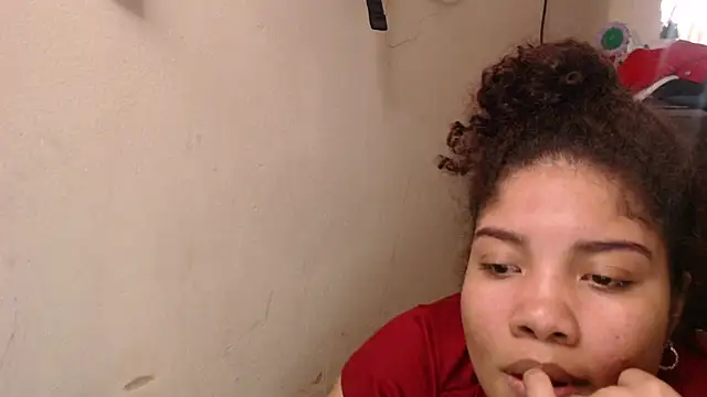 madelene online show from July 7, 6:47 am