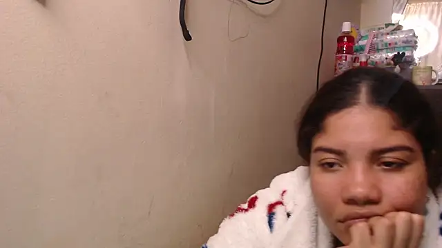 madelene online show from June 25, 3:17 am