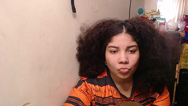 madelene online show from July 10, 4:24 am