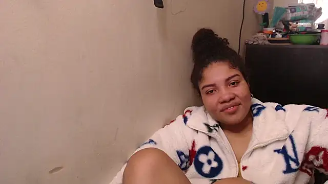 madelene online show from July 1, 2:33 am