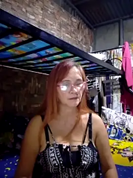 SexyHottMom online show from April 1, 1:41 pm