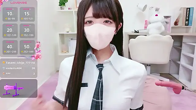 Reina Fcup online show from May 28, 12:03 pm