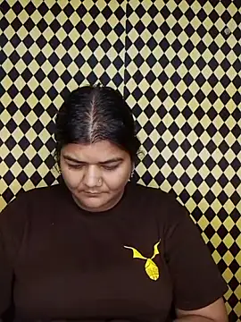 Snapshot of Meenu_tiwari chatting on September 28, 8:58 pm Meenu tiwari online show from September 28, 8:58 pm
