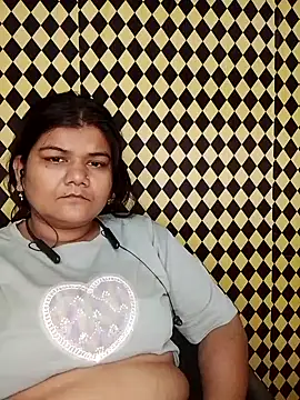 Snapshot of Meenu_tiwari chatting on September 25, 7:34 pm Meenu tiwari online show from September 25, 7:34 pm
