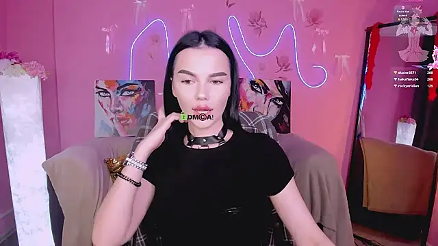 kiana vin online show from June 25, 11:28 pm