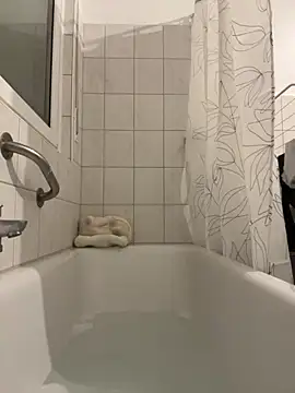 Emilia Mausi online show from November 28, 8:56 pm