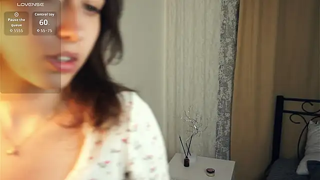 BeckyBurgh online show from September 8, 6:29 pm