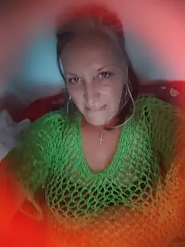 Feelineducentre online show from June 8, 7:47 pm