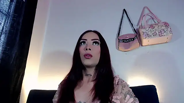 Megan Gil  online show from May 20, 3:42 pm