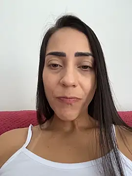 lucioliveira online show from May 19, 2:46 pm
