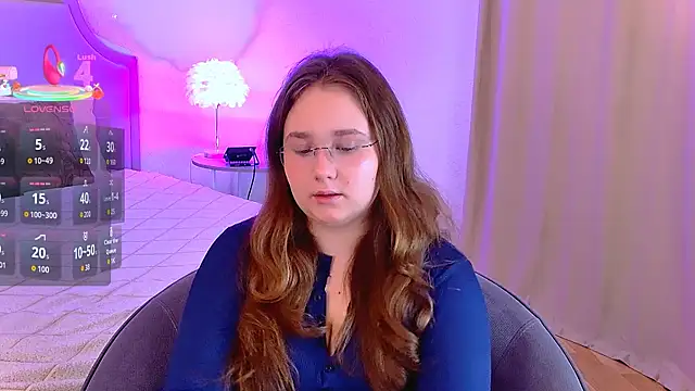 VelvetVixenCute online show from October 2, 5:23 am