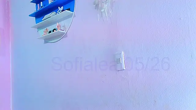 MiSofialeal online show from May 13, 5:51 pm