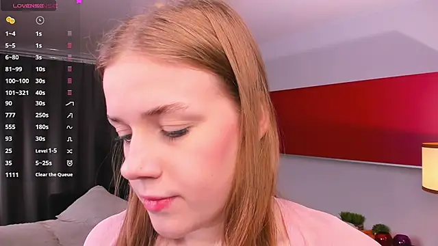 OdellaFrake online show from May 17, 7:46 pm