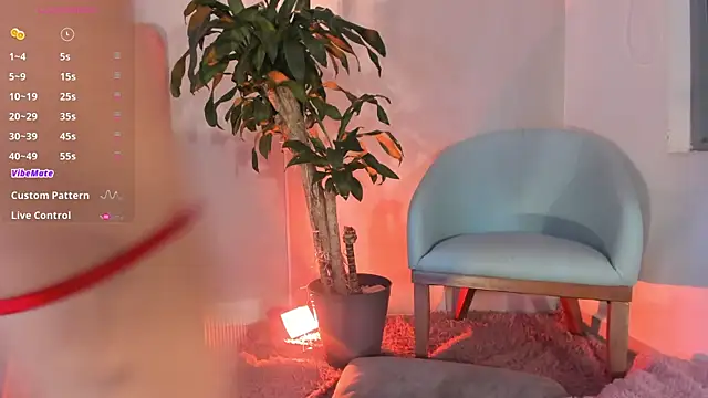 Snapshot of EmmyVega_ chatting on September 17, 2:37 pm EmmyVega online show from September 17, 2:37 pm