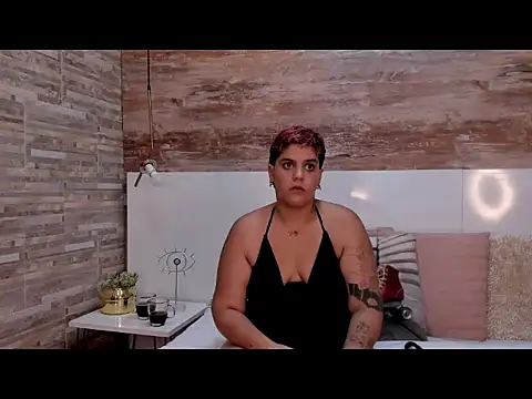 Nikky Bender online show from September 28, 8:25 pm