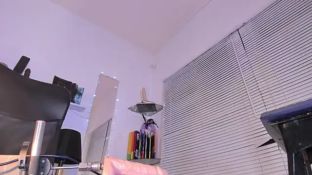 IviMillerxh online show from March 10, 2:10 pm