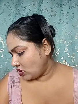 hornypriya696 online show from November 1, 10:36 pm