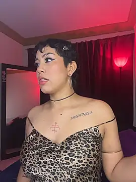 ZahaRose online show from November 9, 4:52 am