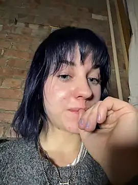 Only April online show from January 10, 5:50 pm