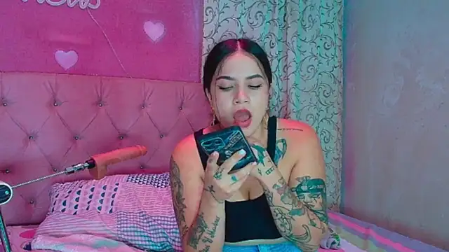 Lali HOtt online show from October 11, 10:34 pm