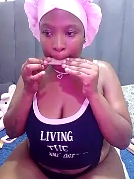 MrsMxx25 online show from October 18, 9:45 am