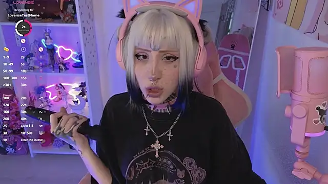 Nana stolass online show from May 15, 8:06 am