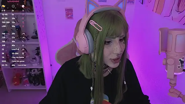 Nana stolass online show from May 13, 7:08 pm