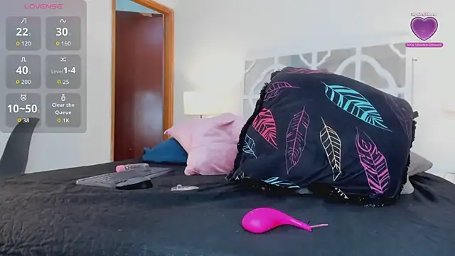 MikaelaStone online show from October 28, 1:17 pm