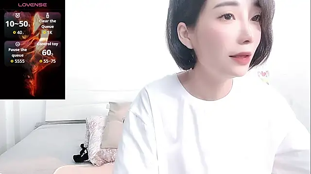 YIWA-2000 online show from May 18, 4:00 am