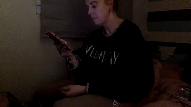 Bellababexox online show from May 16, 2:25 am