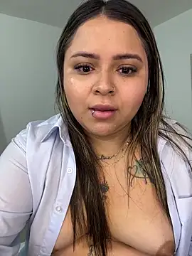 ashley-swift- online show from May 17, 2:05 pm