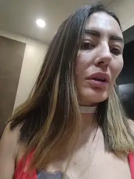 salmaesco online show from November 12, 12:41 am