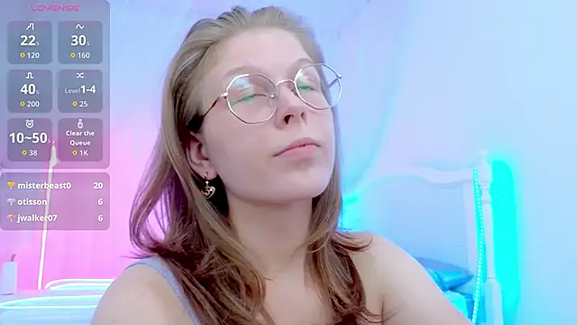 Lilly Belly online show from October 3, 2:22 pm